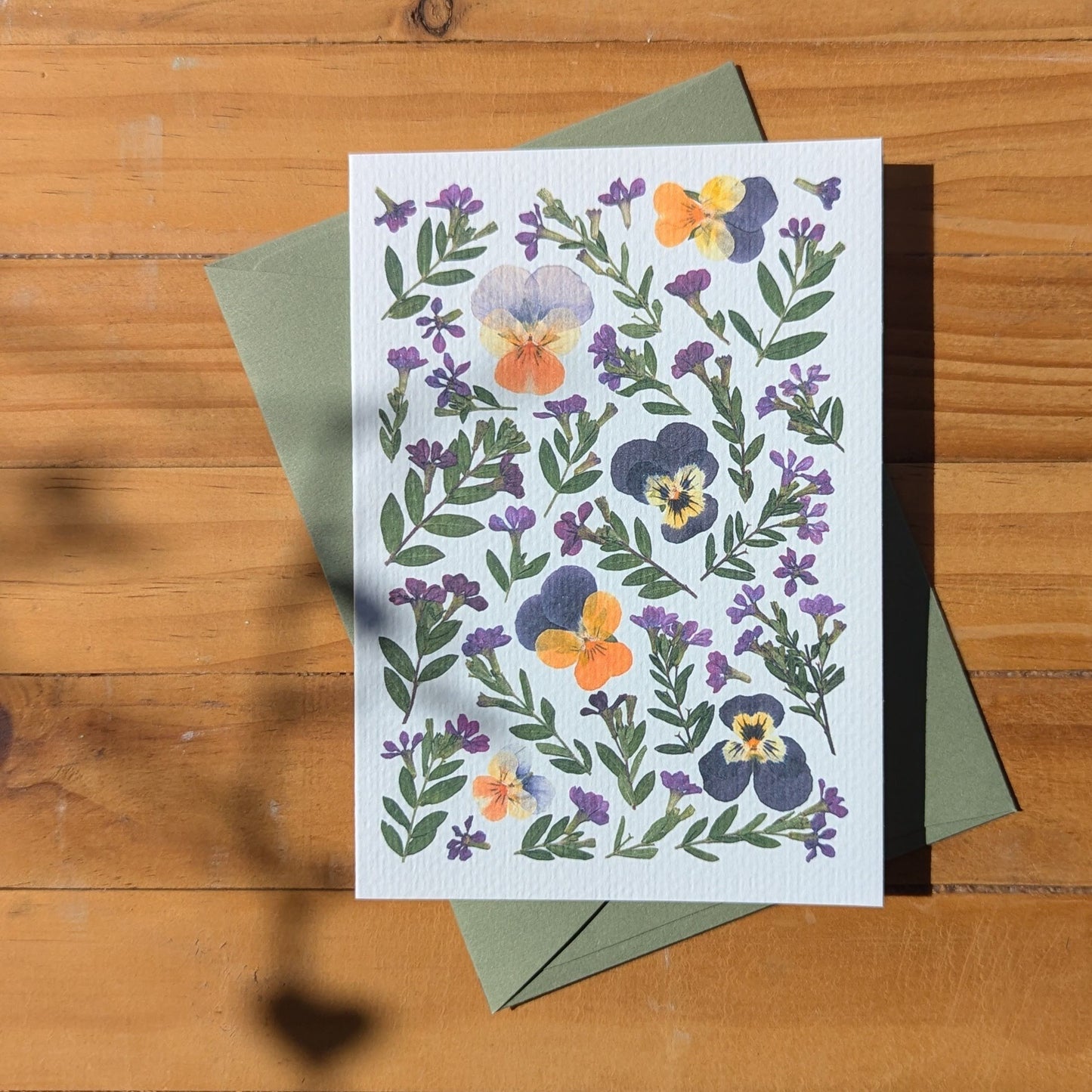 VIOLA + CUPHEA CARD