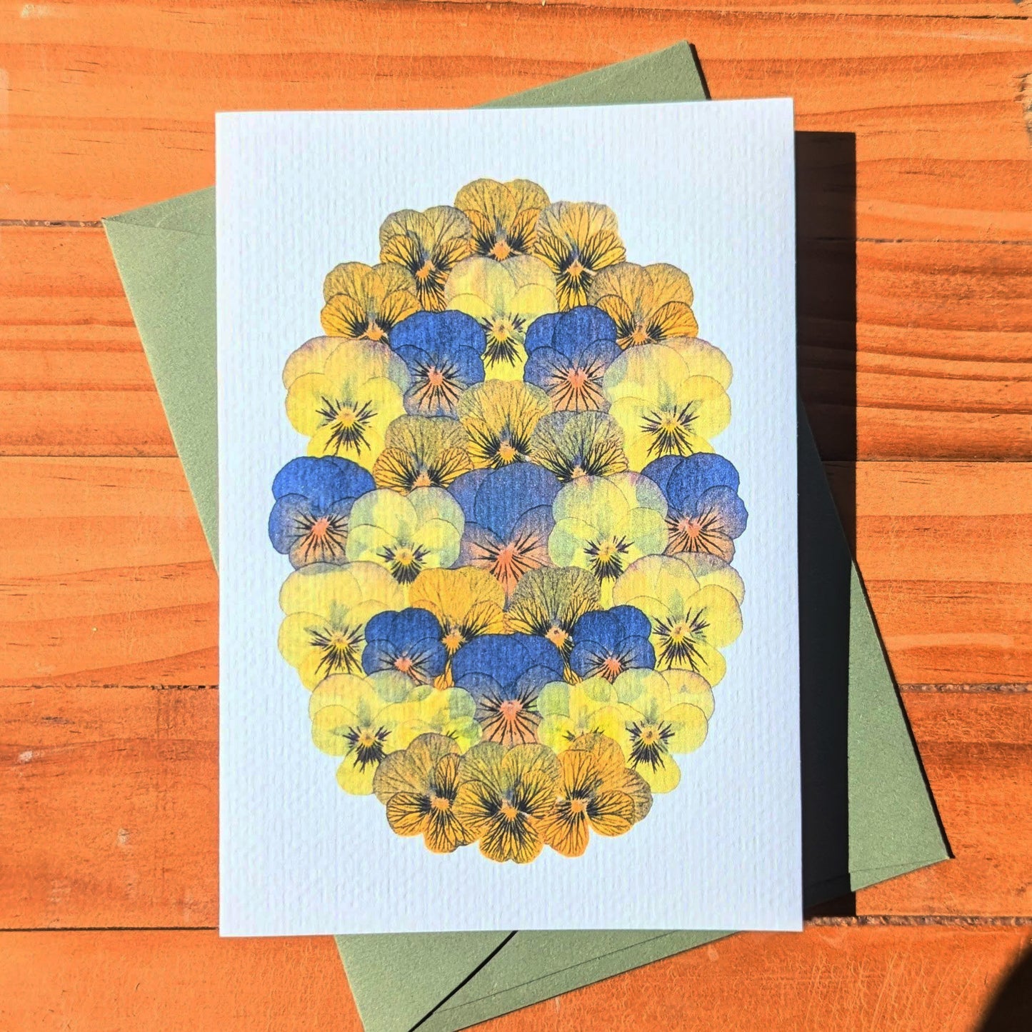 YELLOW VIOLA CARD