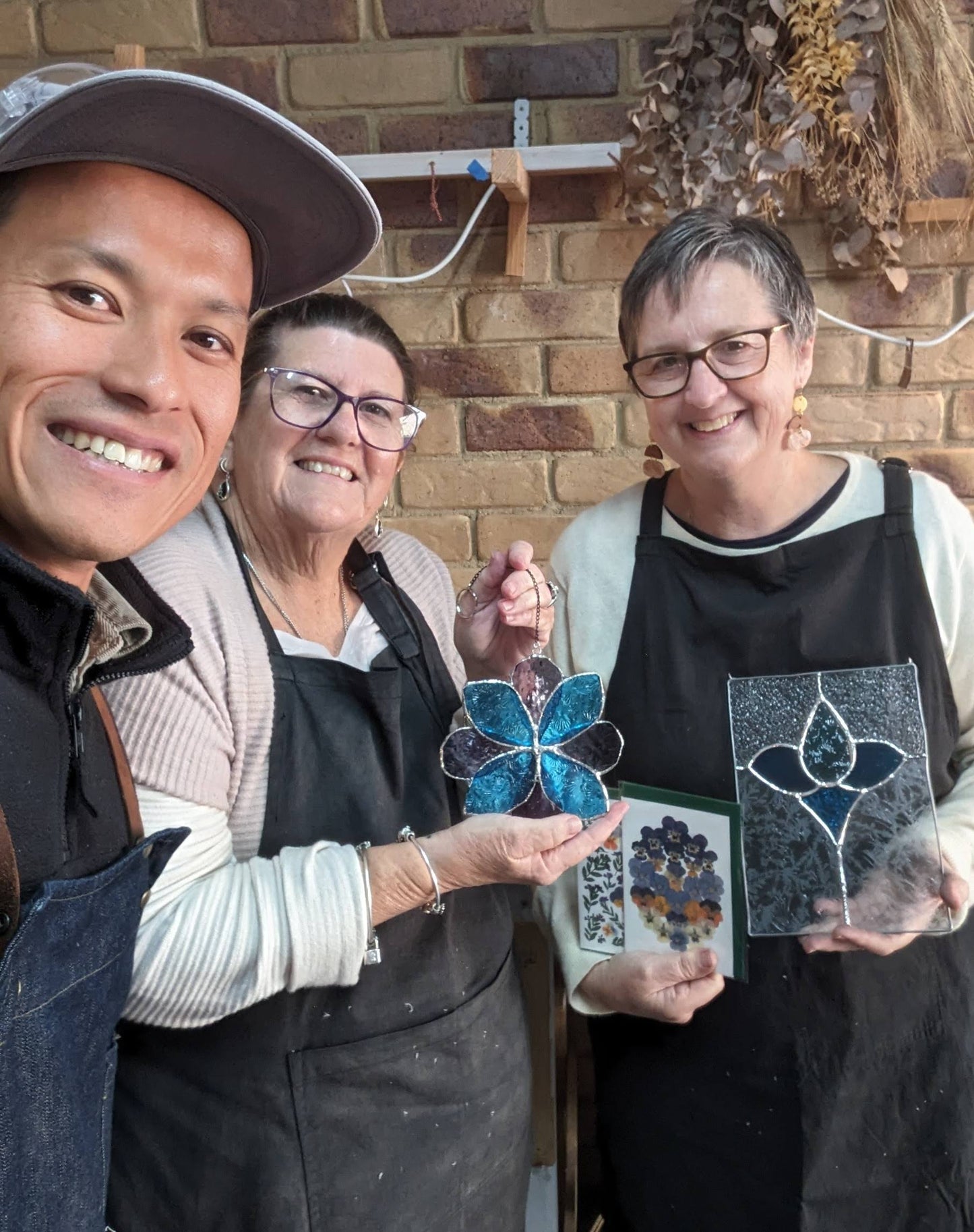4.5 Hours Stained Glass Workshop ( Can be purchased and given as a gift)
